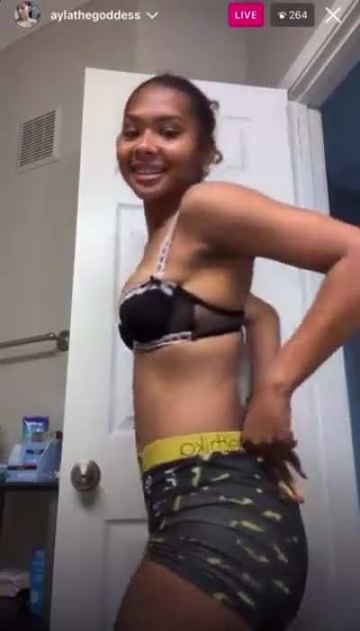 Damn ayla 😩