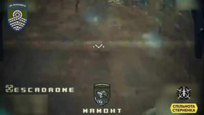 The "Steppe Predators" unit of 59th separate mechanised brigade use an FPV drone to eliminate Russian troops. Near Pervomaiske [Published 27/01/2024]