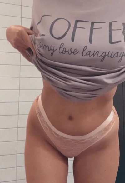 45 &aring;r gammal MILF och hemmafru. Hade du knullat mig?