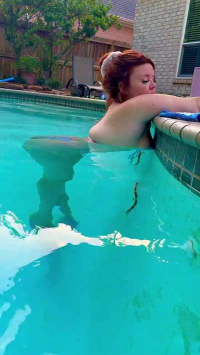 Would you wanna take a swim with me?😈💜🍆☔️