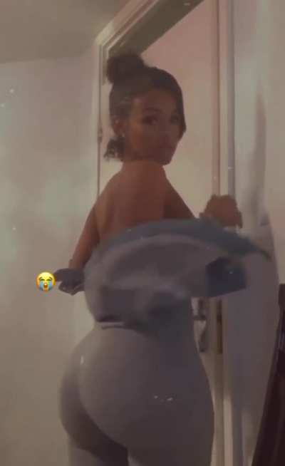 😁
