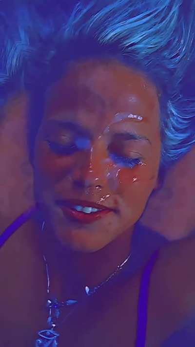 I love massive facials