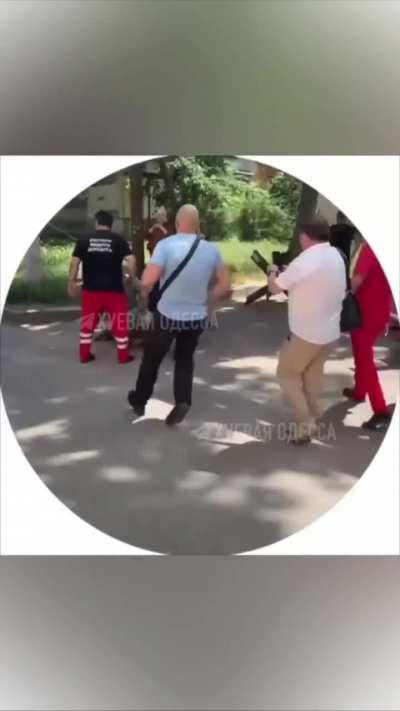 UA POV: in Odessa doctors were apparently kept in the TCC building for more than 5 hours, - local media. Many "ambulance" brigades came to the place as a sign of protest