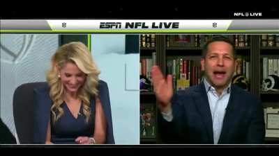 Oof: ESPN's Mina Kimes forgot which camera was on during a Live Broadcast💀💀💀