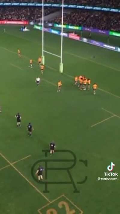 Complete footage of the last minute call. Australia clearly time wasting
