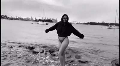 Alycia Debnam-Carey