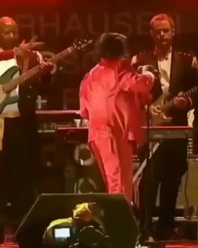 HMB while I hop on that pipe