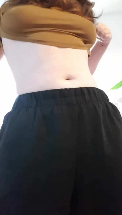 Dropping some pale titties on this sub💕