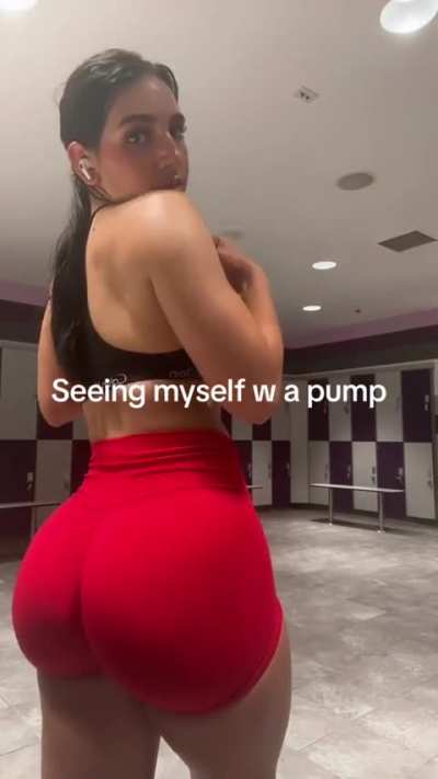 Pumped up glutes! 🍑