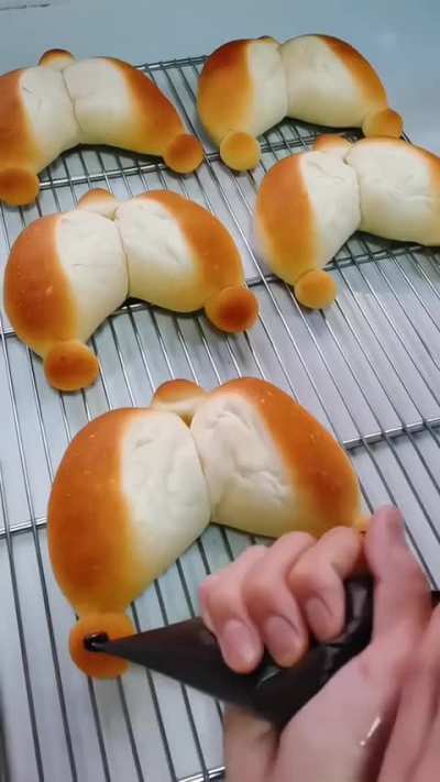 Yuk Food.
