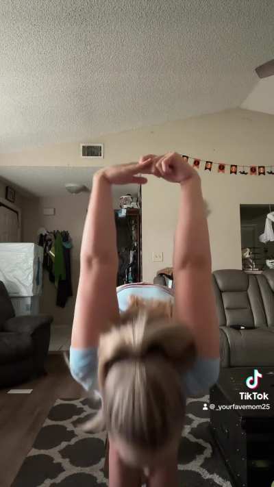 @_yourfavemom25