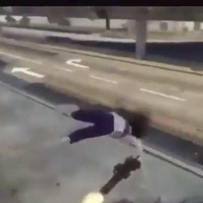 '-'