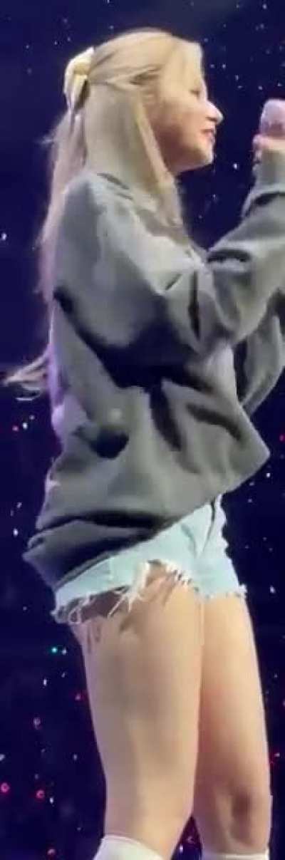 Sana - blonde, white knee-highs, jean shorts, grey sweater, twice iii concert