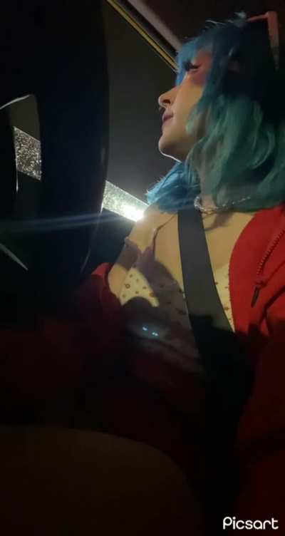 I love fucking my dildo in public &amp;lt;33