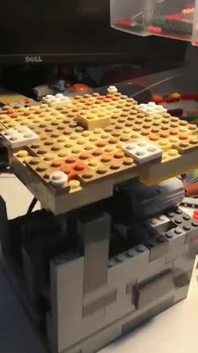 I made an working piston with lego, whireless