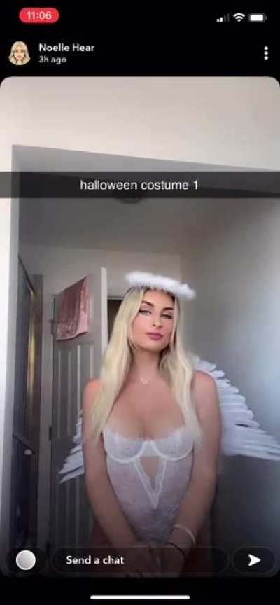More of her in the costume (sorry for the chat thing at the bottom i couldn&rsquo;t remove it)