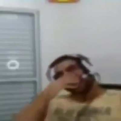 O cara chegou t&atilde;o perto de morrer, at&eacute; virou um porco no final