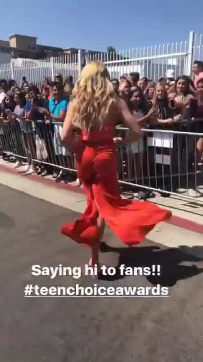 meeting fans