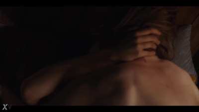 Lisa Vicari taking the plot in Dark