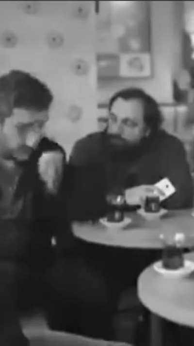 Ey&uuml;p,&Ouml;zcanı vurmuş abi