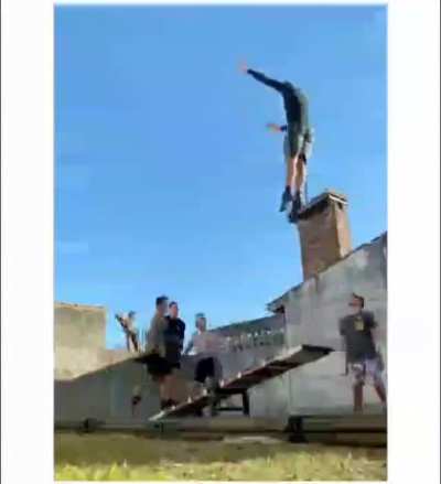 Can't even comprehend the level of skills required to pull this off