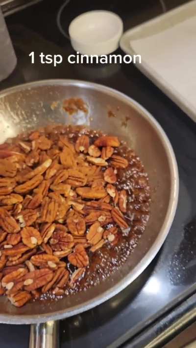 Quick and Easy: Candied Pecans