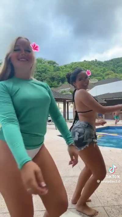 Ant&ocirc;nia valad&atilde;o e Giovanna rodrigues 
