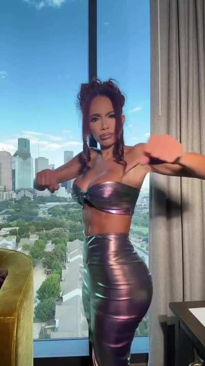 Erica Mena