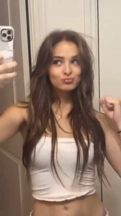Sexy Brigthon Sharbino 🔥