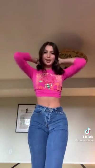 Thick in jeans 👖