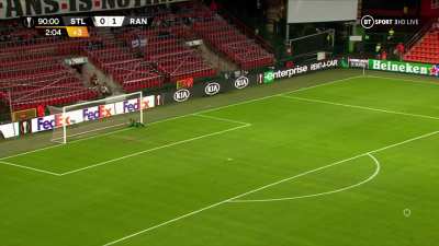 Standard Liege 0-[2] Rangers: Kemar Roofe 90' +3