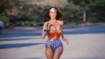 Lynda Carter (Wonder Woman) Bounce