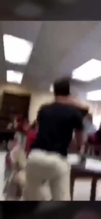 A justified one hitter quitter after this kid’s sister was getting harassed at school