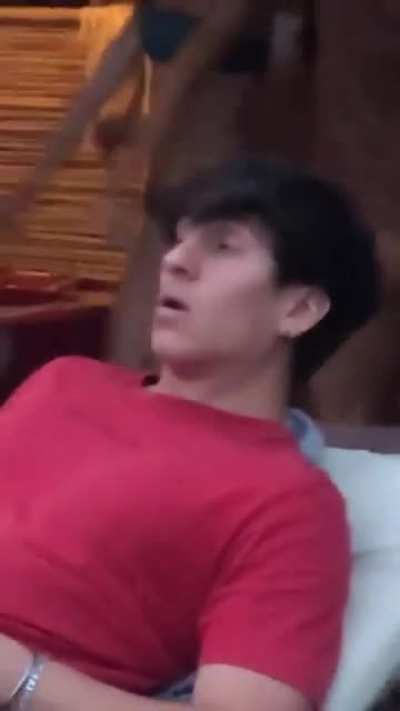 This is why u don't mix xanax with alcohol.