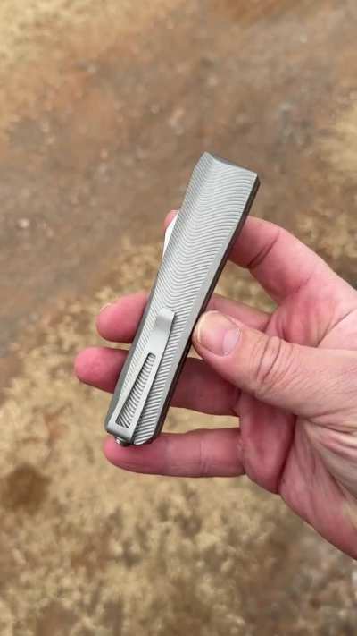 NKD: Core Edge USA Pulsar. Magnacut, screwless chassis, centered blade slot, kicks like a mule. I&rsquo;m an instant fan.