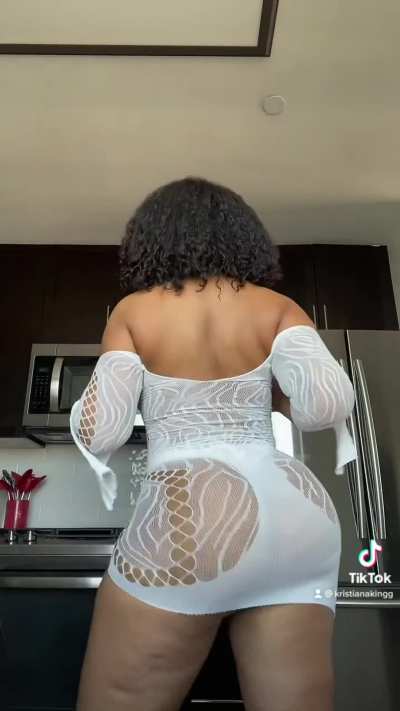 Kr!stiana King 🇬🇭🇺🇸 (Not OC)