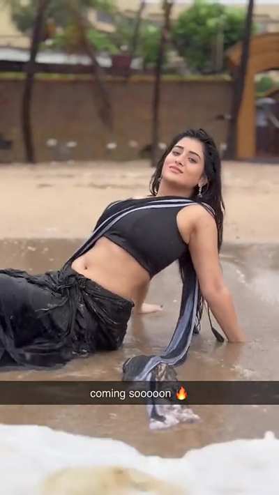 Rashi Singh 