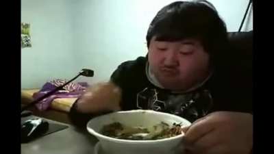 الكوري انهبل هههههه