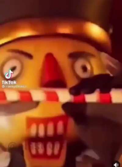 S n i f f f f f f