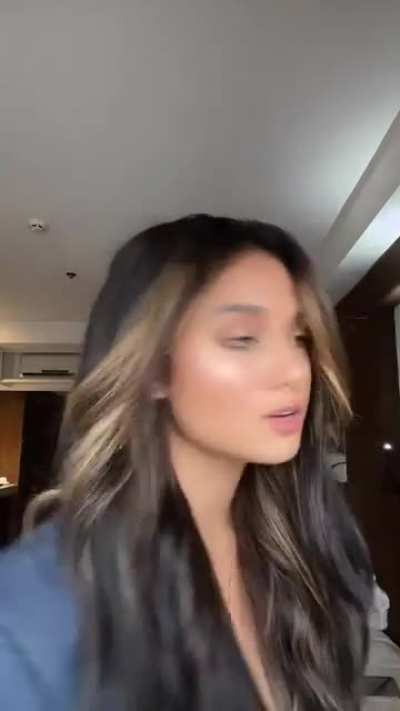 Klea Pineda