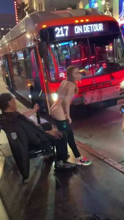 Exhibicionismo p&uacute;blico 🤩👍