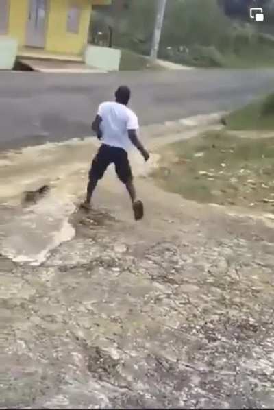 How did he manage that lol