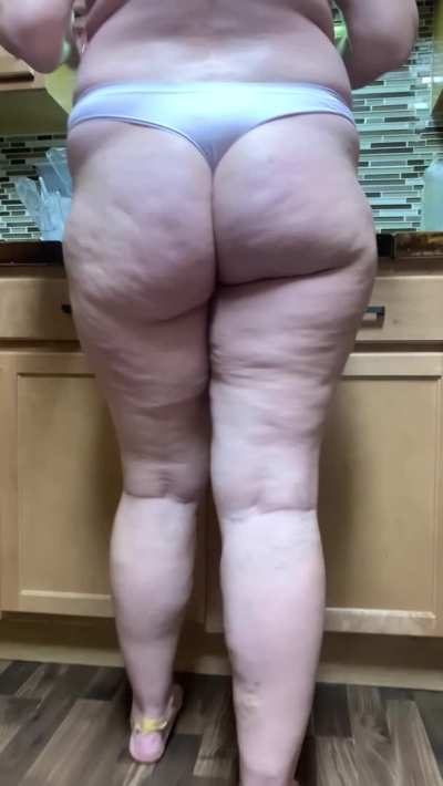 Follow my milf booty. Like you&rsquo;re my dog.
