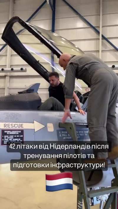 Zelensky personally checking the F-16 at the military base in the Netherlands