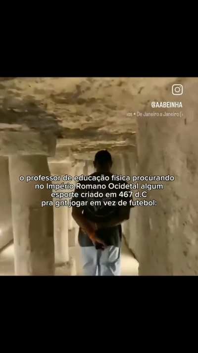 Professor: "Hoje a aula ser&aacute; de Pancr&aacute;cio"