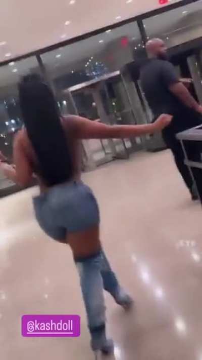 Kash Doll