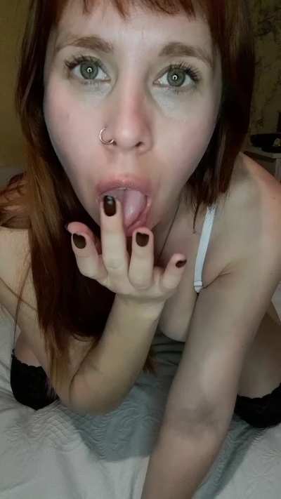 The color of my natural lips... do you like them?