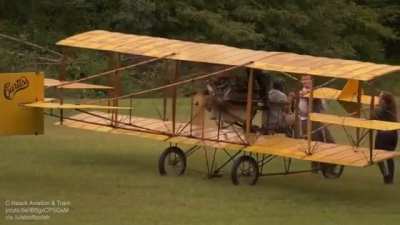 Mechanics of this turn of the century plane