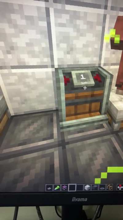 Can&rsquo;t interact with anything on an elevator