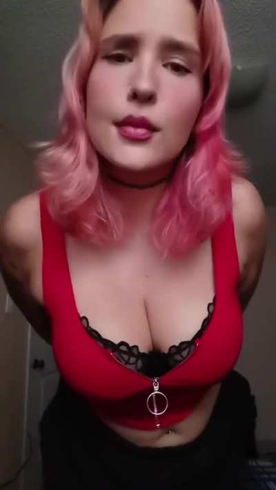Sara @sarothica
